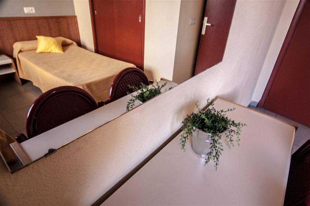 Martinez Apartments Palma Nova  Zewnętrze zdjęcie