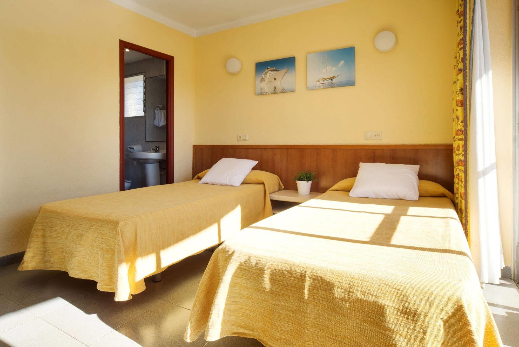 Martinez Apartments Palma Nova  Zewnętrze zdjęcie
