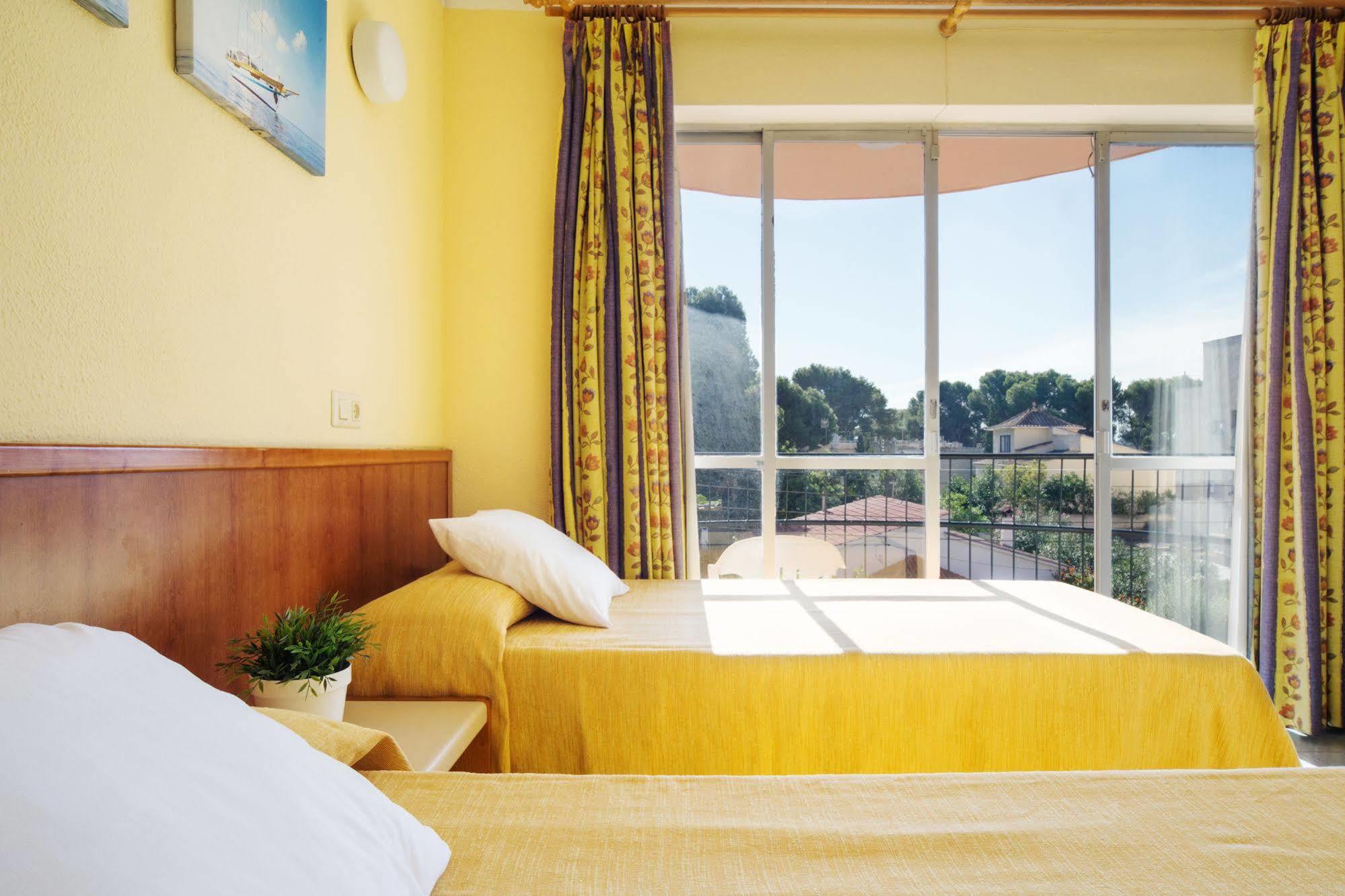Martinez Apartments Palma Nova  Zewnętrze zdjęcie