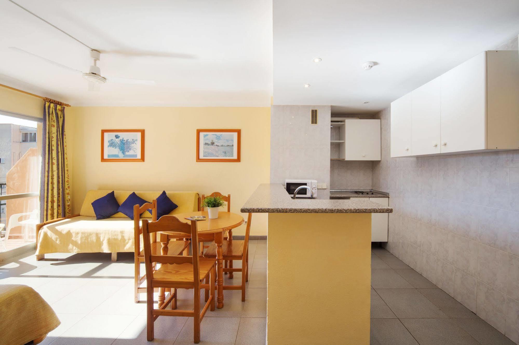 Martinez Apartments Palma Nova  Zewnętrze zdjęcie